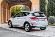 Schrägheck erhöhte Durchgängigkeit der Ford Fiesta Active Foto 2