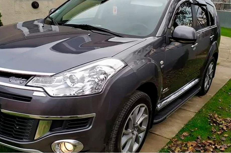 Mitsubishi Outlander 2006-2012 Trittbretter Bosphorus Grey (2 Stk., Aluminium) Foto 2