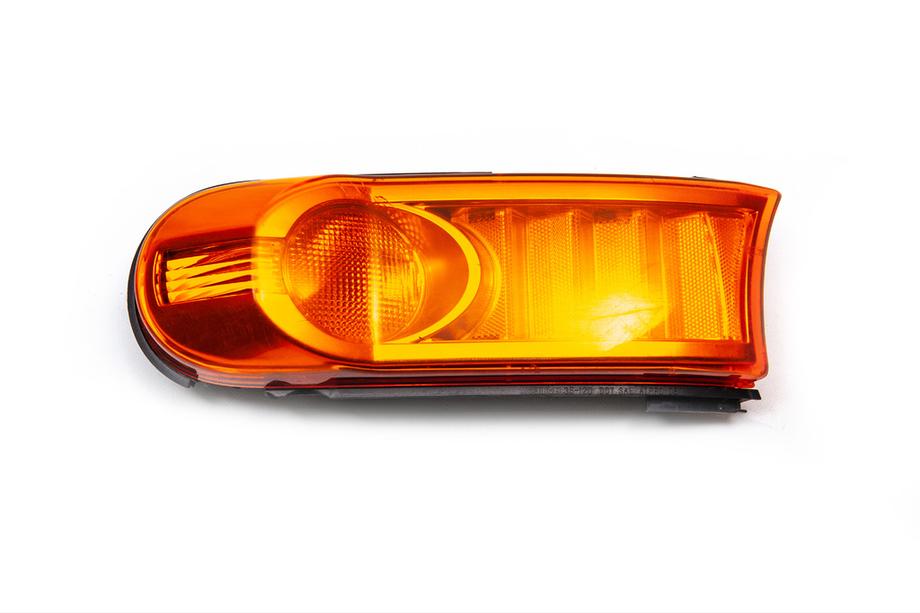 Toyota FJ Cruiser 2006-2022 Sonderangebot! Vorderer Blinker Gebraucht (rechts, 1 Stk) Foto 1