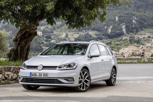 Übersicht Volkswagen Golf Variant Kombi
