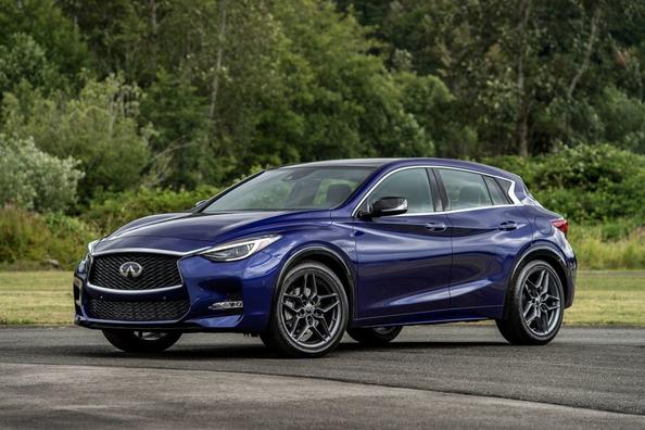 Kompaktes Crossover-SUV Infiniti QX30