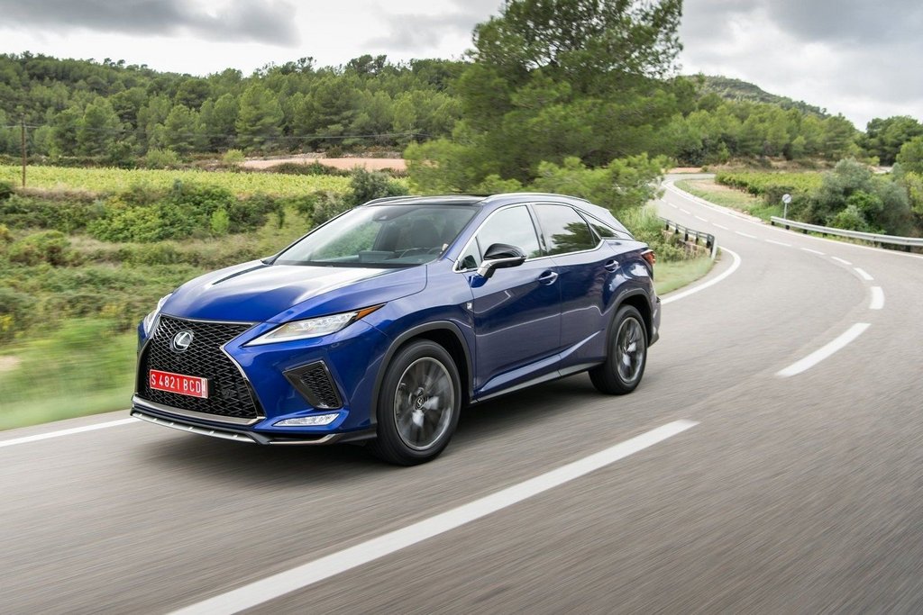 Neu gestaltete Version des Lexus RX Crossover