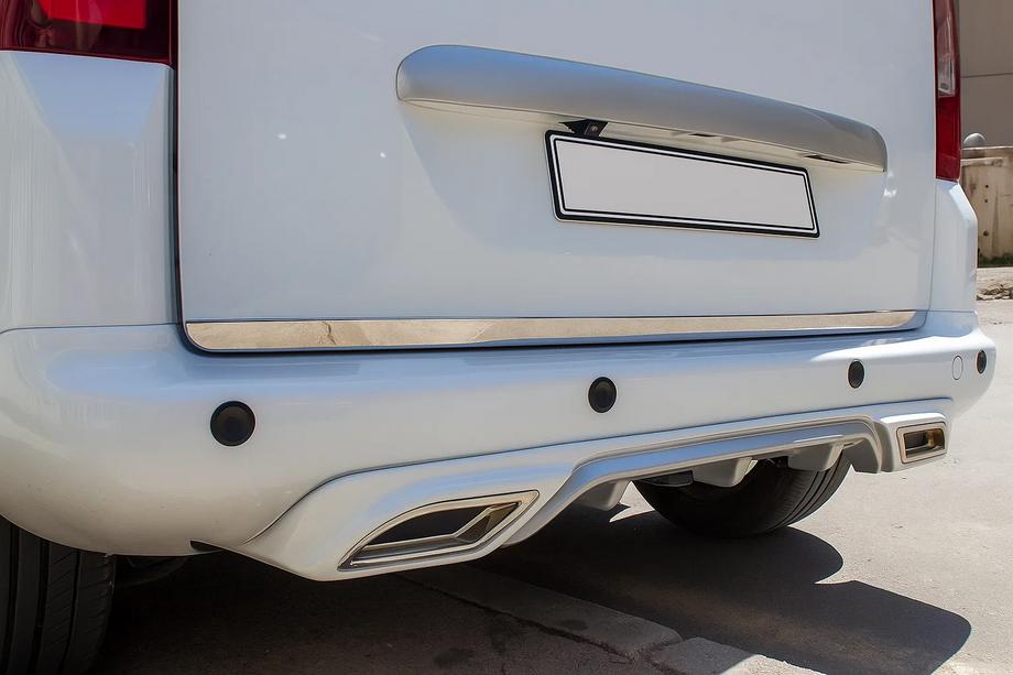 Opel Combo 2019- Kofferraumdeckel Unterkante Edelstahl OmsaLine Image