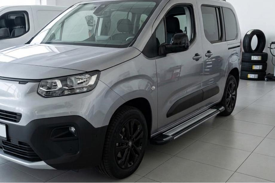 Opel Combo 2019- Trittbretter Rainbow (2 Stk., Aluminium) Image