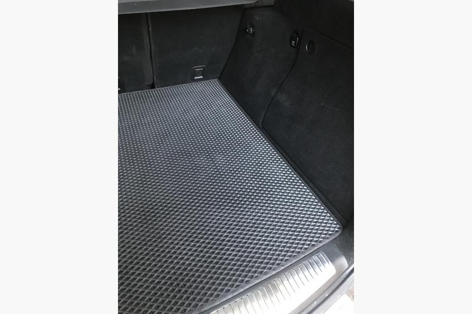 Mercedes ML W164 2005-2011 Kofferraummatte (EVA, Schwarz) Foto 2