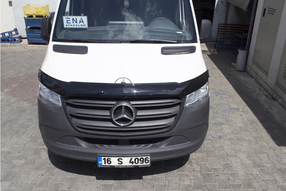Mercedes Sprinter W907/W910 2018- Motorhaubenschutz (EuroCap) Foto 13
