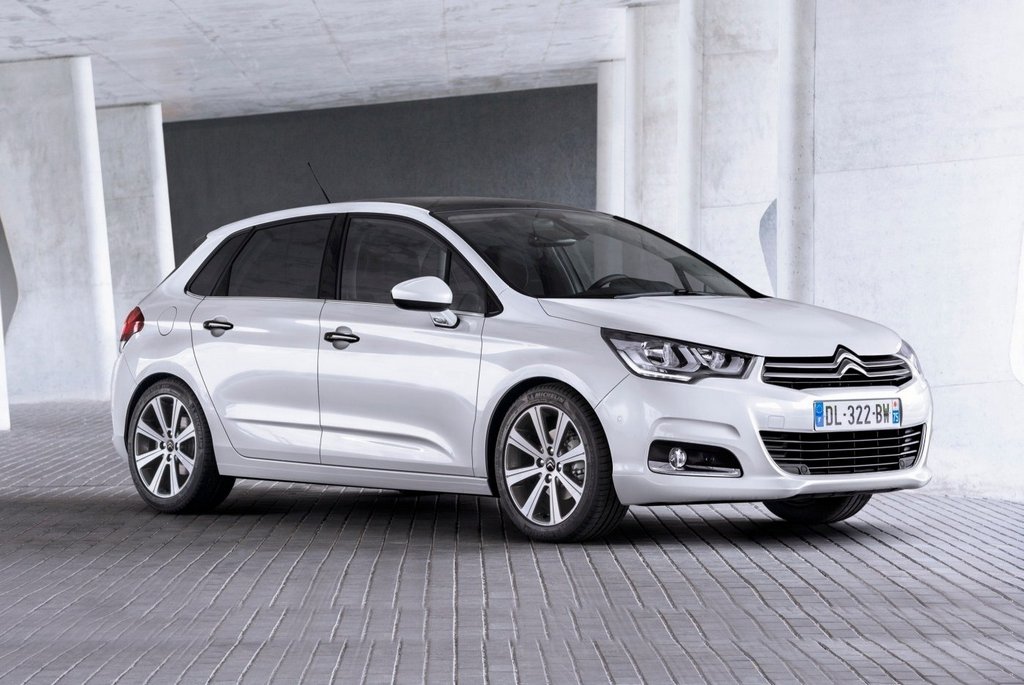 Eine aktualisierte Modifikation Citroen C4 Fließheck