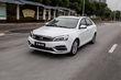 Übersicht der aktualisierten Limousine Geely Emgrand 7 Foto 15