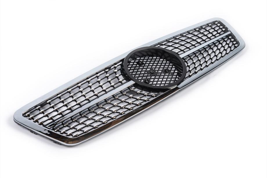 Mercedes C-class W203 2000-2007 Frontgrill Diamond Silver Foto 4