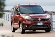 Rückblick auf den aktualisierten Kompaktwagen Fiat Doblo Foto 3