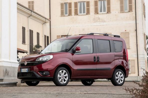 Rückblick auf den aktualisierten Kompaktwagen Fiat Doblo