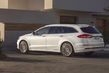 Übersicht des aktualisierten Kombis Ford Mondeo Wagon Foto 2