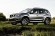 Überblick über das Budget Crossover Nissan Terrano Foto 2
