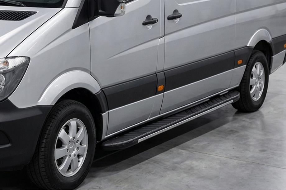 Volkswagen Crafter 2006-2016 Trittbretter Bosphorus Grey (2 Stk., Aluminium) Image