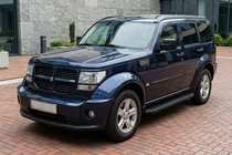 Dodge Nitro 2006-2011 Seitenschweller Tayga Black (2 Stk., Aluminium) Foto 1