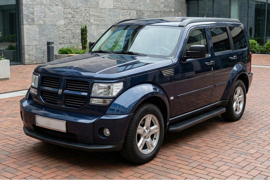 Dodge Nitro 2006-2011 Seitenschweller Tayga Black (2 Stk., Aluminium) Image