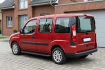 Fiat Doblo I 2005-2010 Seitenschweller Tayga Black (2 Stk., Aluminium) Foto 1