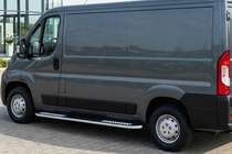 Fiat Ducato 2006-2025 Seitenschweller Tayga V2 (2 Stk., Aluminium) Foto 1