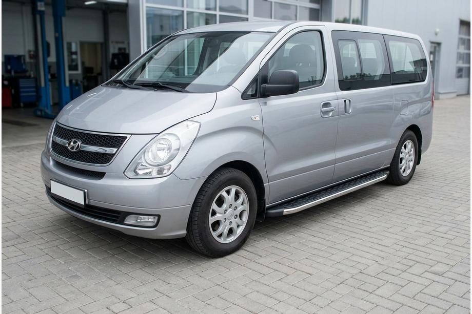 Hyundai H300, H1, Starex 2008-2020 Trittbretter BlackLine (2 Stk., Alu) Image