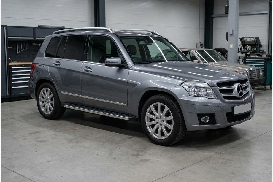 Mercedes GLK class X204 2008-2015 Seitenschweller BlackLine (2 Stk., Aluminium) Image