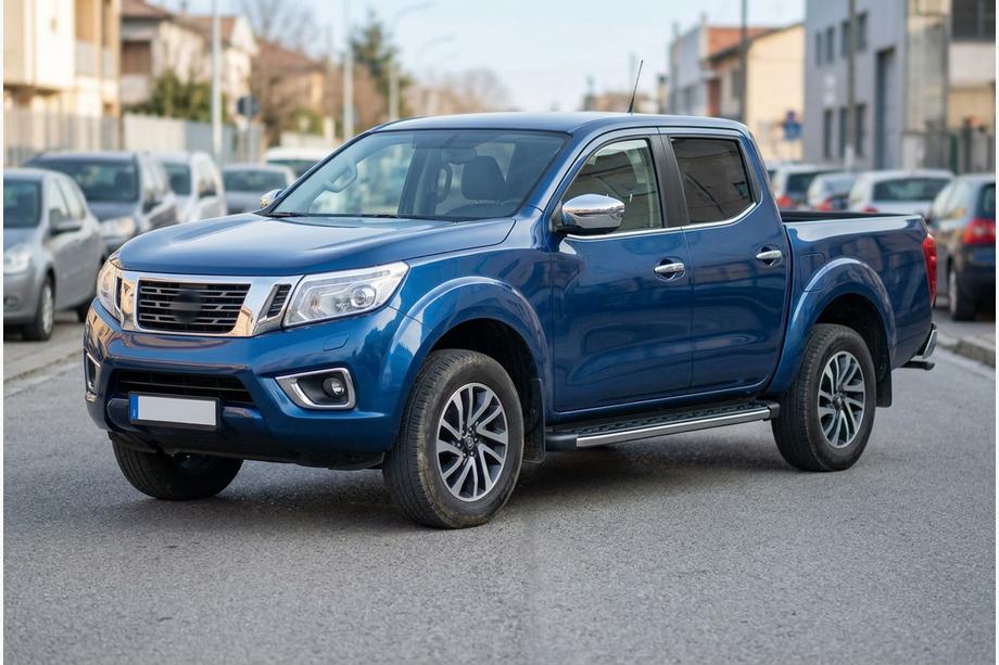 Nissan Navara/NP300 2016- Trittbretter BlackLine (2 Stk., Alu) Foto 1