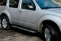 Nissan Pathfinder R51 2005-2014 Trittbretter BlackLine (2 Stk., Alu) Foto 1