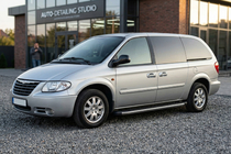 Chrysler Voyager 2001-2007 Seitenschweller BlackLine (2 Stk., Aluminium) Foto 1