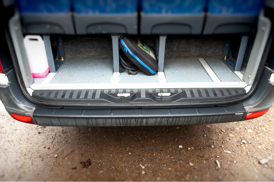 Volkswagen Crafter 2006-2016 Heckstoßstangenabdeckung EuroCap (ABS) Image