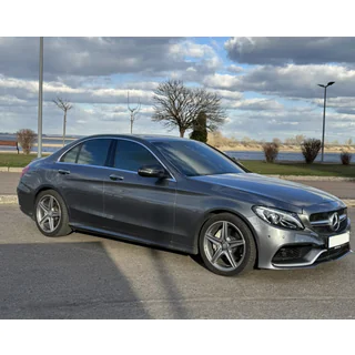 Bodykit mit kompletter Heckstossstange (AMG C63-Designs 2014-2018) Foto 2