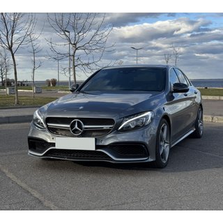 Bodykit mit kompletter Heckstossstange (AMG C63-Designs 2014-2018) Foto 1