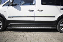 Volkswagen Caddy 2015-2020 Satz Zierleisten und Kotflügelverbreiterungen Foto 29