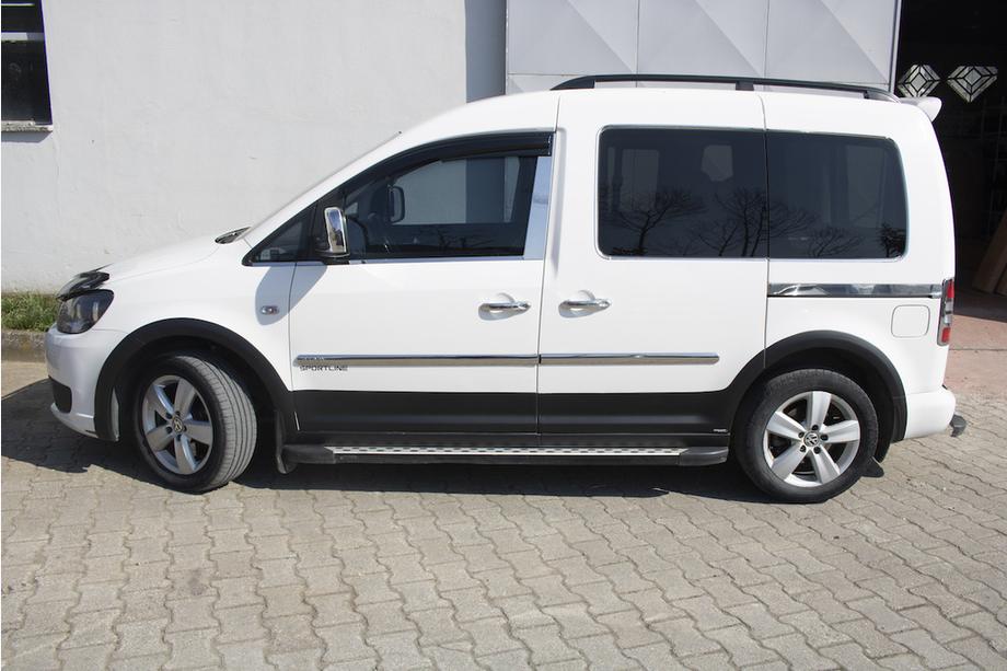 Volkswagen Caddy 2015-2020 Satz Zierleisten und Kotflügelverbreiterungen 1 Tür, kurzer Radstand Foto 12