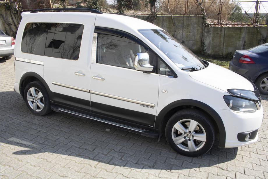 Volkswagen Caddy 2015-2020 Satz Zierleisten und Kotflügelverbreiterungen 1 Tür, kurzer Radstand Foto 21