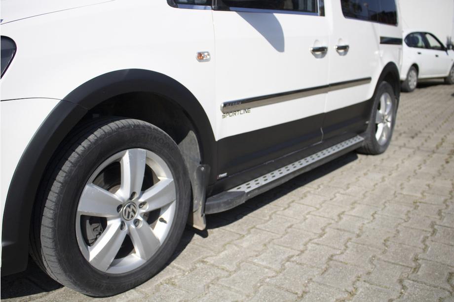 Volkswagen Caddy 2015-2020 Satz Zierleisten und Kotflügelverbreiterungen 1 Tür, kurzer Radstand Foto 25