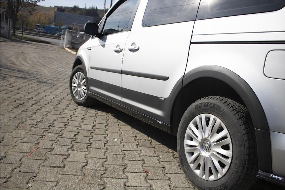 Volkswagen Caddy 2015-2020 Satz Zierleisten und Kotflügelverbreiterungen 1 Tür, kurzer Radstand Foto 37