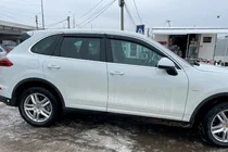 Porsche Cayenne 2010-2017 Windabweiser mit Chromleiste (4 Stk, HIC) Foto 6