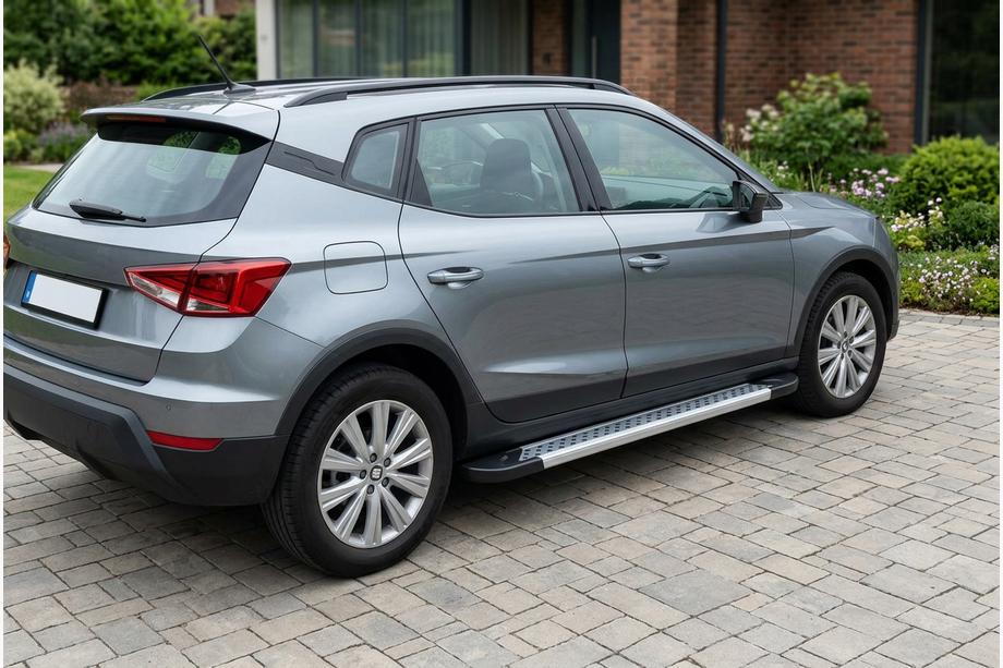 Seat Arona 2017- Seitenschweller New Vision Grey (2 Stk., Aluminium) Image