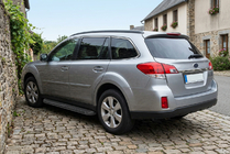 Subaru Outback 2009-2014 Seitenschweller Tayga Black (2 Stk., Aluminium) Foto 1