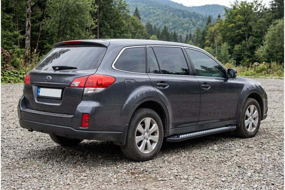 Subaru Outback 2009-2014 Seitenschweller New Vision Black (2 Stk., Aluminium) Image
