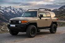 Toyota FJ Cruiser 2006-2022 Trittbretter BlackLine (2 Stk., Aluminium) Foto 1