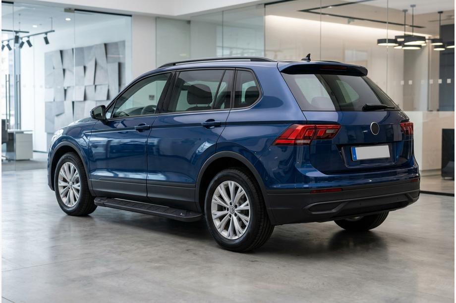 Volkswagen Tiguan 2016-2023 Seitenschweller RedLine Black (2 Stk., Aluminium) Image