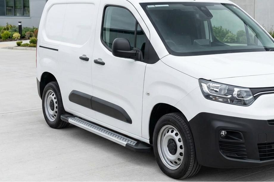 Opel Combo 2019- Seitenschweller New Vision Grey (2 Stk., Aluminium) Image