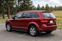 Dodge Journey 2008-2020 Seitenschweller Tayga Black (2 Stk., Aluminium) Foto 1