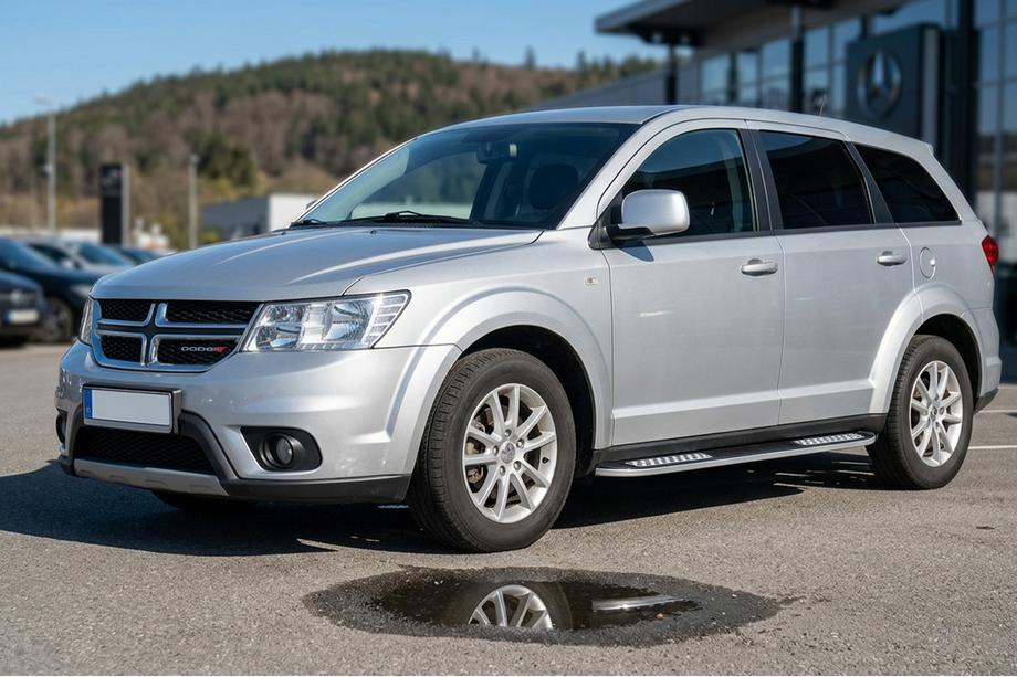 Dodge Journey 2008-2020 Seitenschweller Tayga V2 (2 Stk., Aluminium) Image
