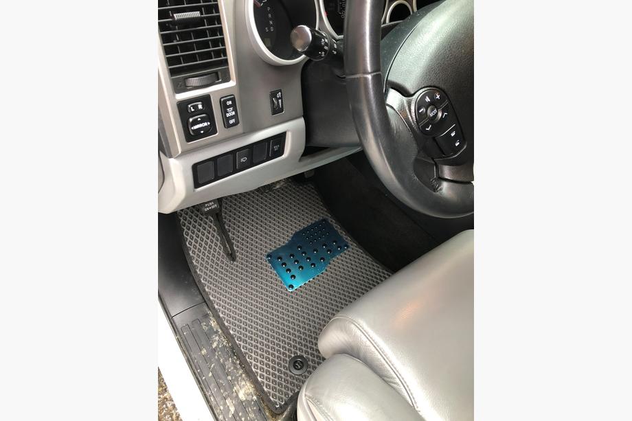 Toyota Sequoia 2007-2022 Polyurethan Fußmatten 3 Reihen (EVA, schwarz) Mittlere Reihe - 3 Sitze Foto 6