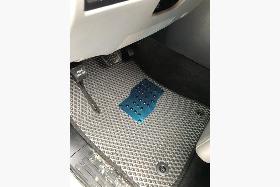 Toyota Sequoia 2007-2022 Polyurethan Fußmatten 3 Reihen (EVA, schwarz) Mittlere Reihe - 3 Sitze Foto 8