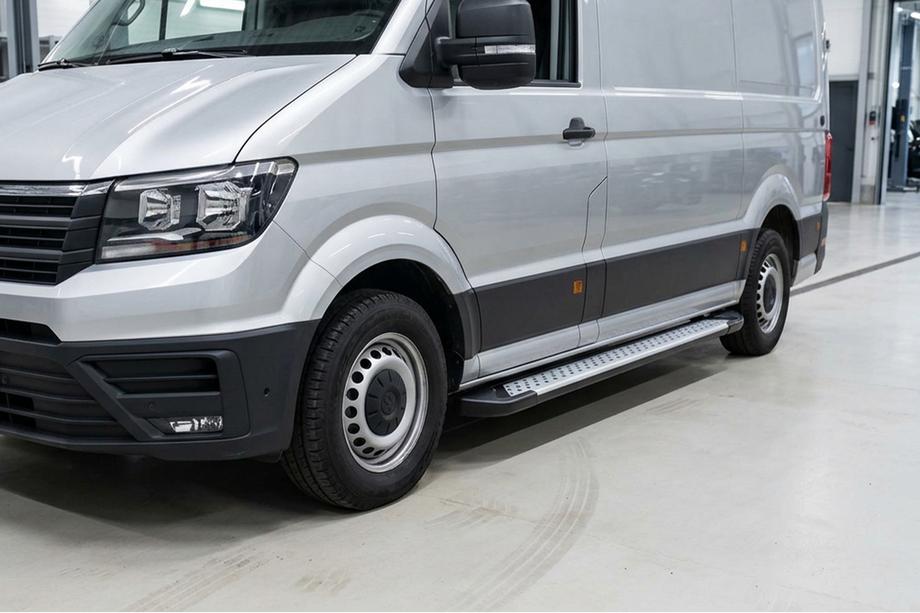 Volkswagen Crafter 2016- Trittbretter Allmond Grey (2 Stk., Aluminium) Lang/ExtraLang Image