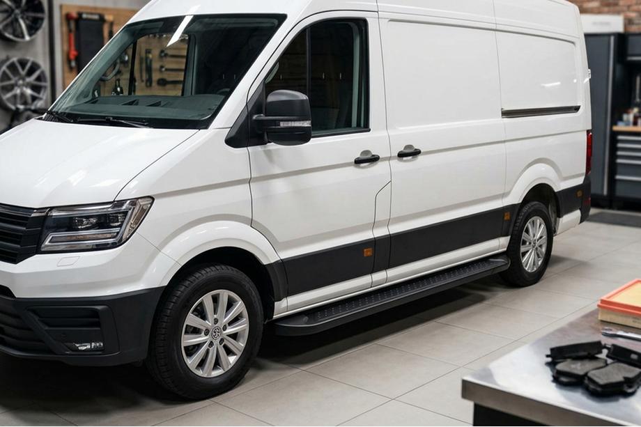 Volkswagen Crafter 2016- Trittbretter Allmond Black (2 Stk., Aluminium) Image