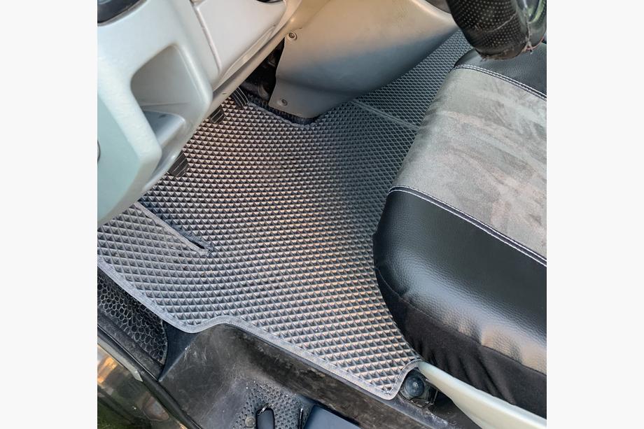 Renault Trafic 2001–2015 EVA Fußmatten (Grau) 1 + 2 Image