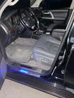 Toyota Land Cruiser 200 2007-2021 Einstiegsleisten mit Beleuchtung (4 Stk) Foto 7